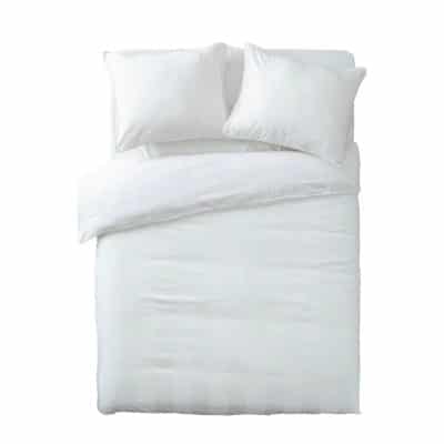 Wit satijnen dekbedovertrek